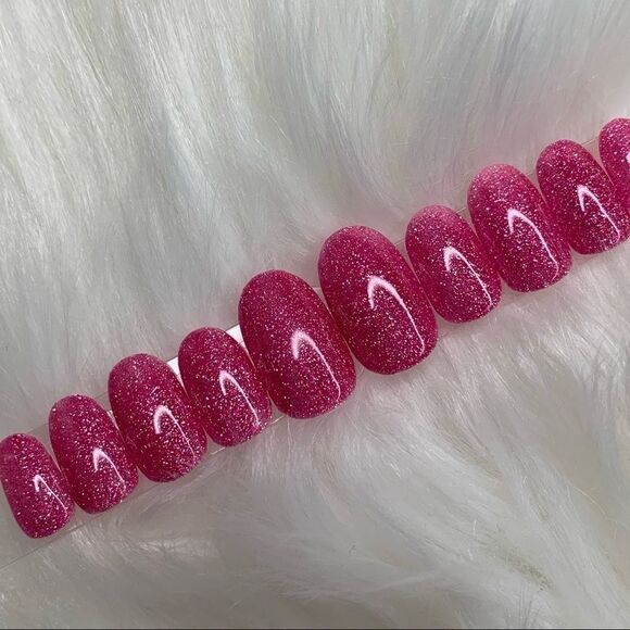 V-Day 💗 Custom Press On Nails | High Quality Nails | Handmade - Picture 1 of 12